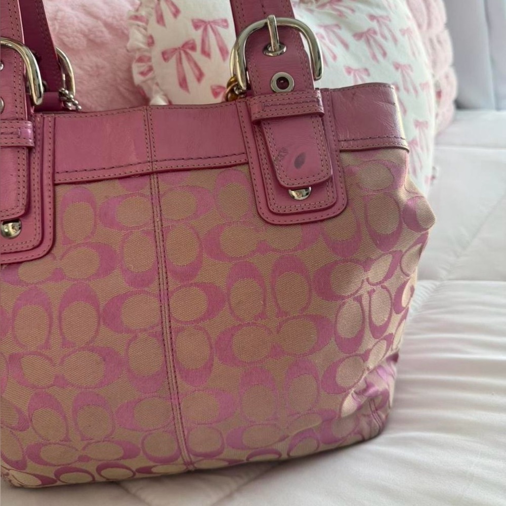 Y2K Barbie Pink‎ Coach Soho Signature C Tote Bag/Purse - Picture 6 of 8